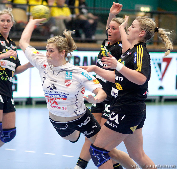 IK Sävehof-Lugi HF 1/2-final 5 24-19,herr,Partillebohallen,Partille,Sverige,Handboll,,2010,25753