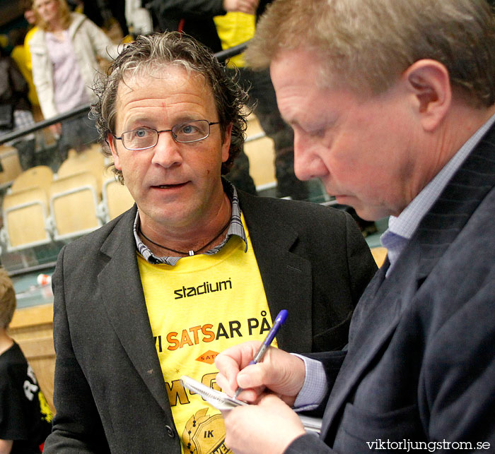 IK Sävehof-Lugi HF 1/2-final 5 24-19,herr,Partillebohallen,Partille,Sverige,Handboll,,2010,25805