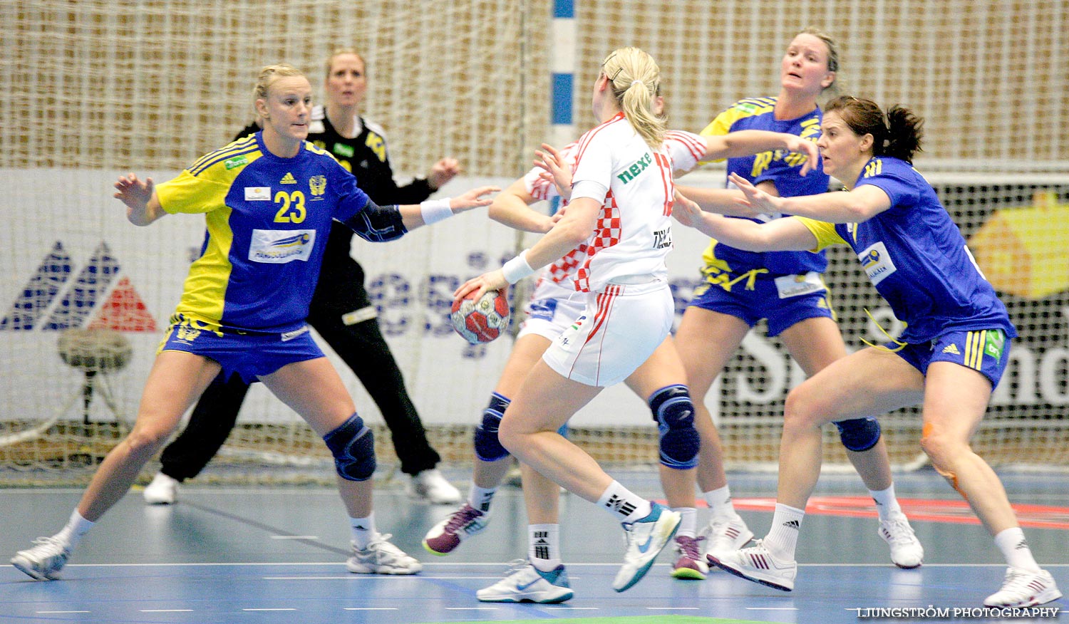 Landskamp Sverige-Kroatien 27-30,dam,Arena Skövde,Skövde,Sverige,Handboll,,2010,32030