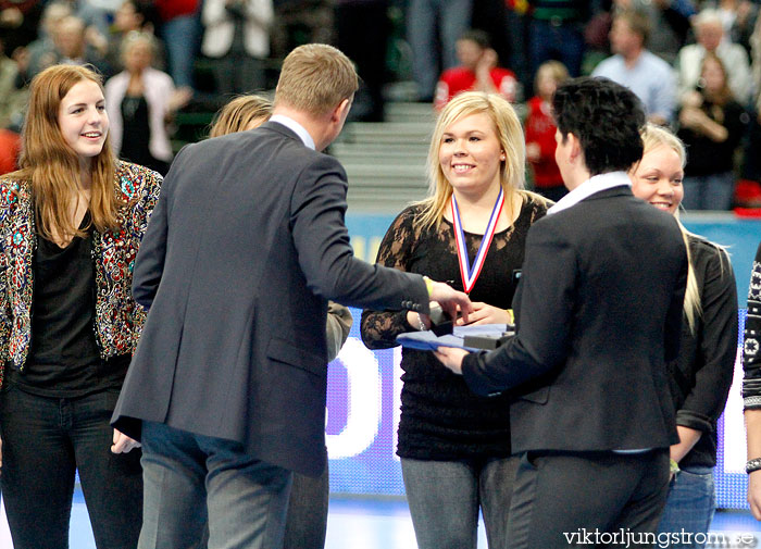 Uppvaktning dam- och juniorlandslaget,dam,Scandinavium,Göteborg,Sverige,Handboll,,2011,34079