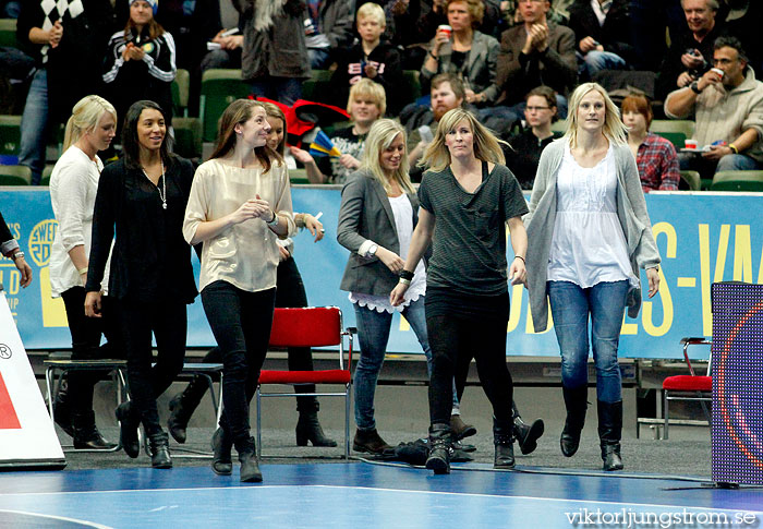 Uppvaktning dam- och juniorlandslaget,dam,Scandinavium,Göteborg,Sverige,Handboll,,2011,34083