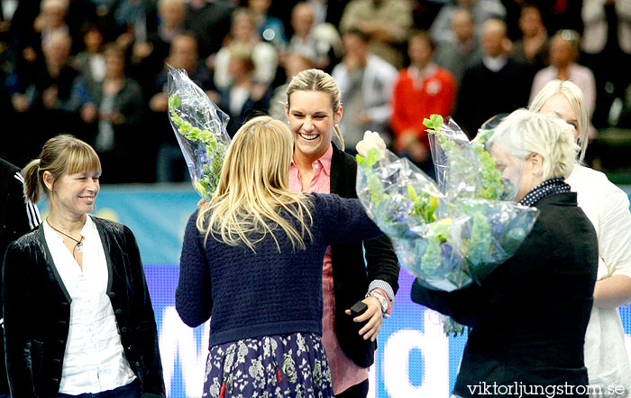 Uppvaktning dam- och juniorlandslaget,dam,Scandinavium,Göteborg,Sverige,Handboll,,2011,34089