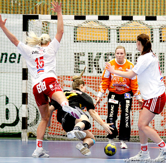 IK Sävehof-Skövde HF 1/2-final 1 27-26,dam,Partillebohallen,Partille,Sverige,Handboll,,2011,37169