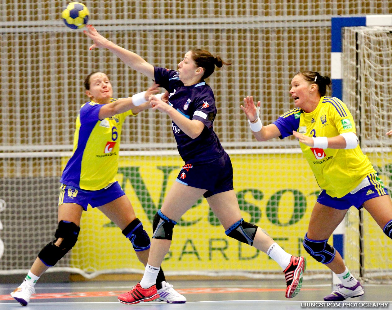 EM-KVAL Sverige-Slovenien 27-20,dam,Arena Skövde,Skövde,Sverige,Handboll,,2011,43952