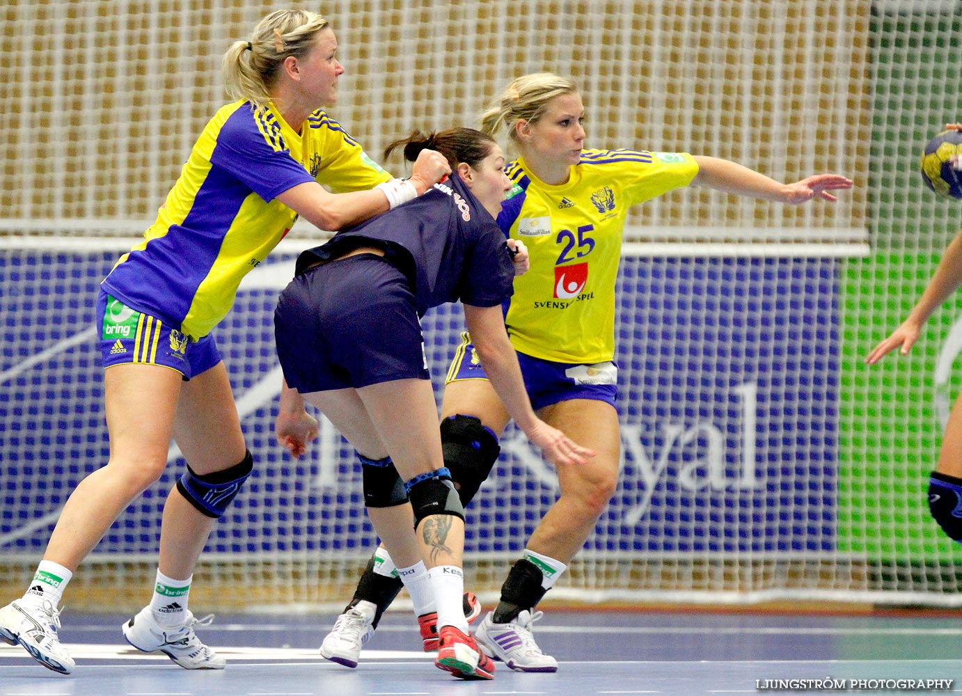 EM-KVAL Sverige-Slovenien 27-20,dam,Arena Skövde,Skövde,Sverige,Handboll,,2011,44024