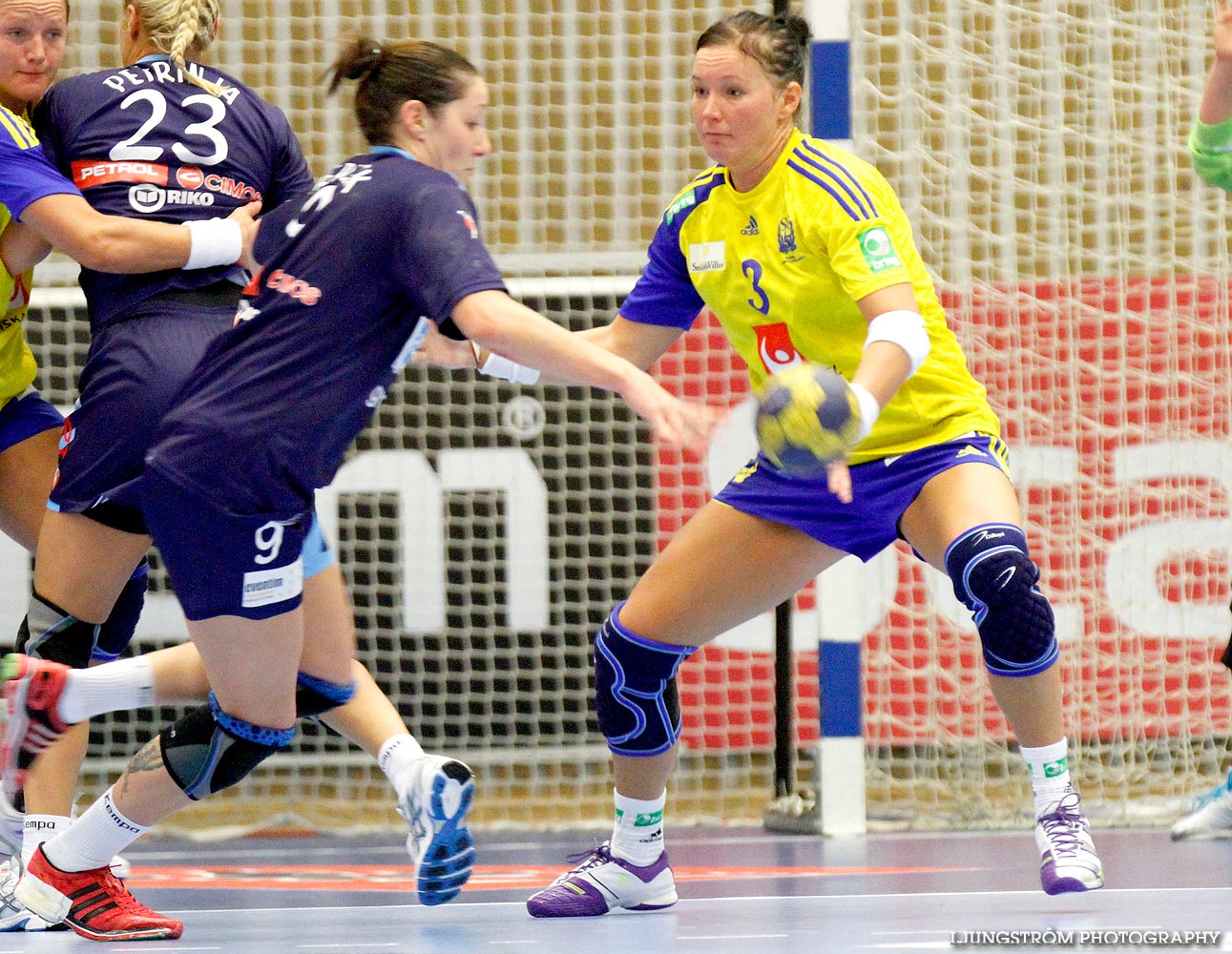 EM-KVAL Sverige-Slovenien 27-20,dam,Arena Skövde,Skövde,Sverige,Handboll,,2011,44031