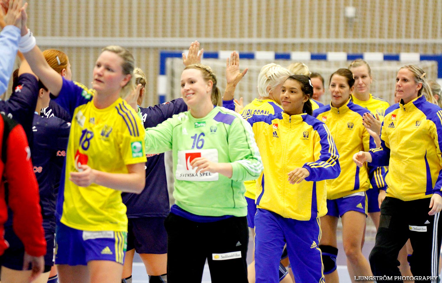 EM-KVAL Sverige-Slovenien 27-20,dam,Arena Skövde,Skövde,Sverige,Handboll,,2011,44050