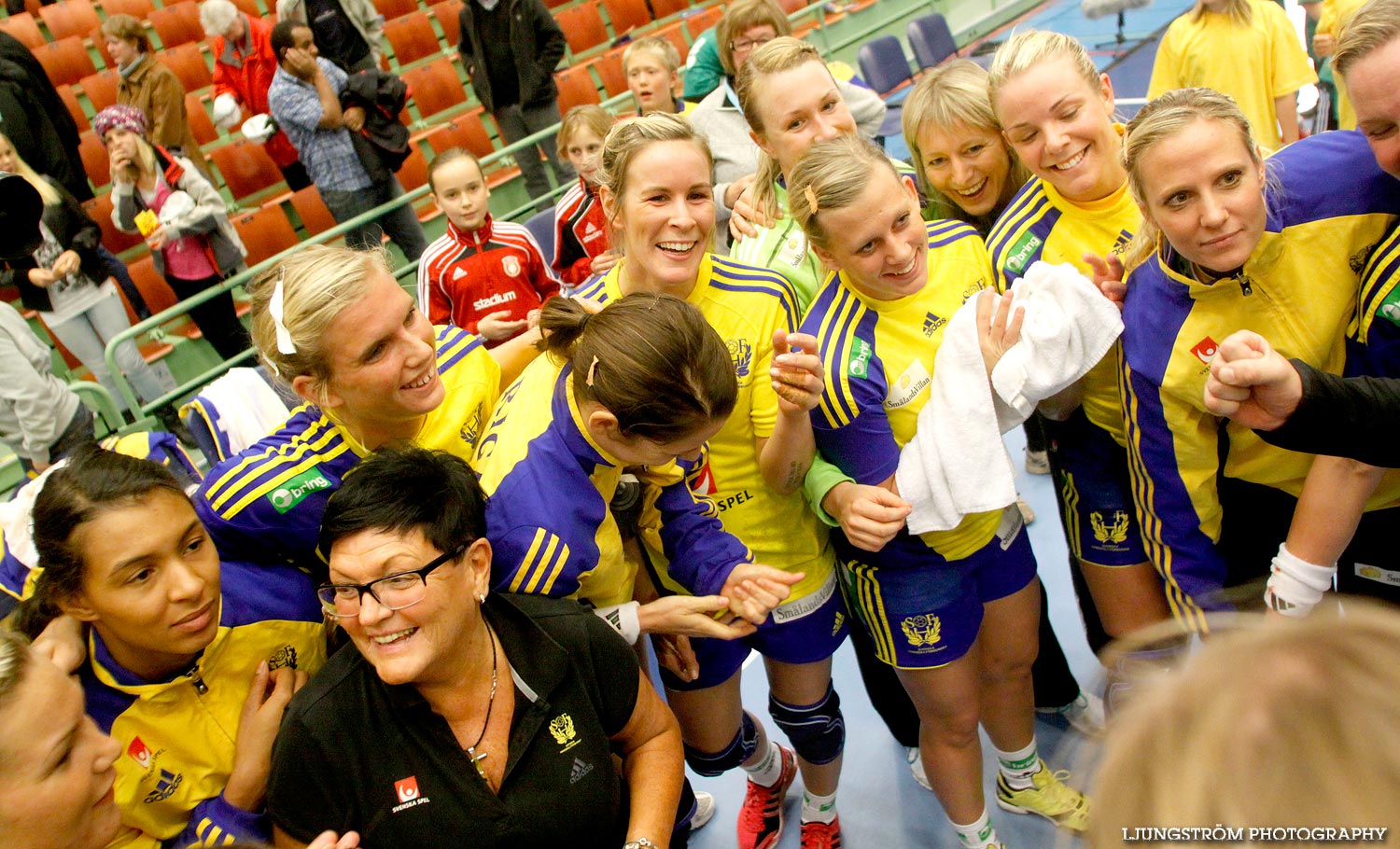 EM-KVAL Sverige-Slovenien 27-20,dam,Arena Skövde,Skövde,Sverige,Handboll,,2011,44056