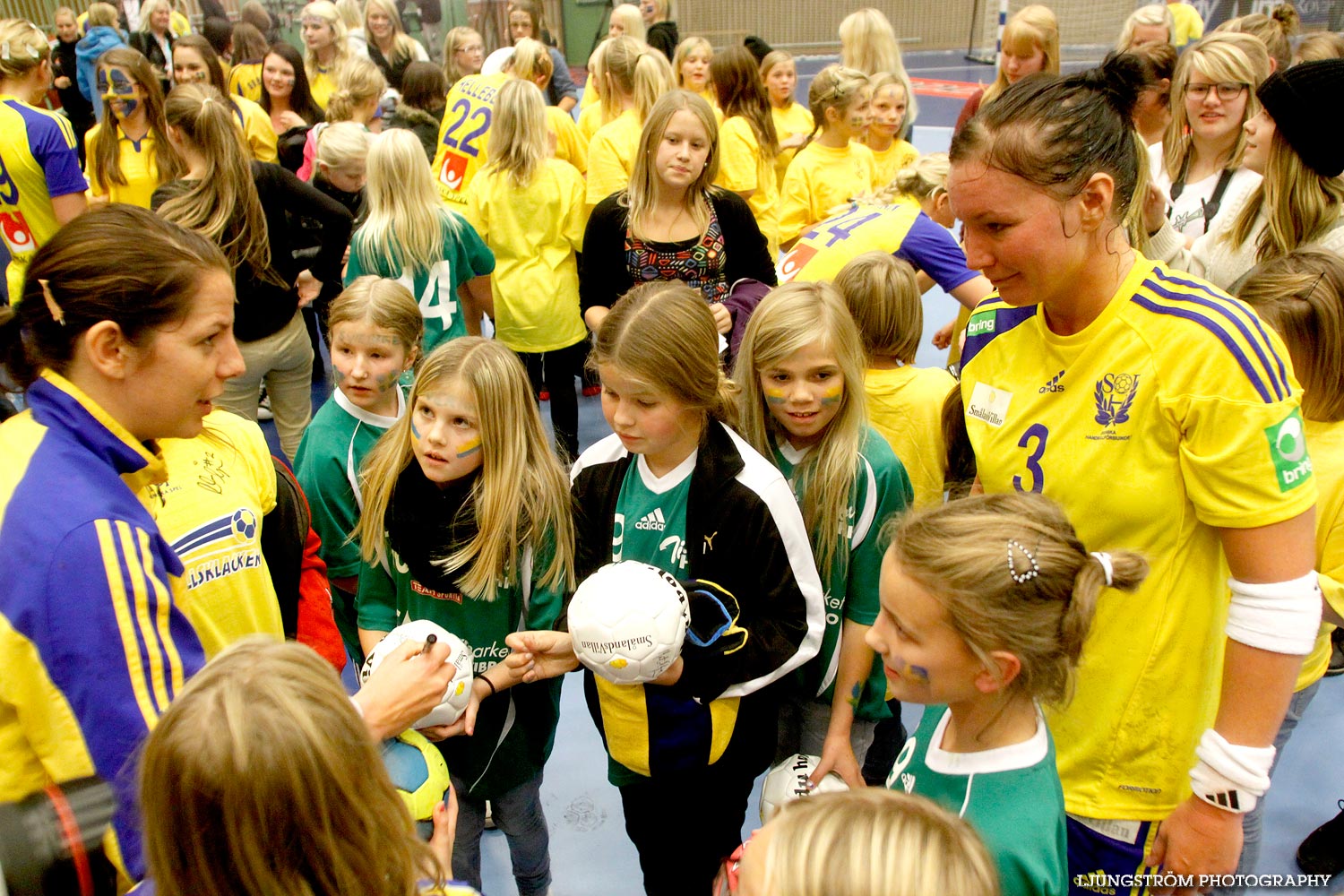 EM-KVAL Sverige-Slovenien 27-20,dam,Arena Skövde,Skövde,Sverige,Handboll,,2011,44060