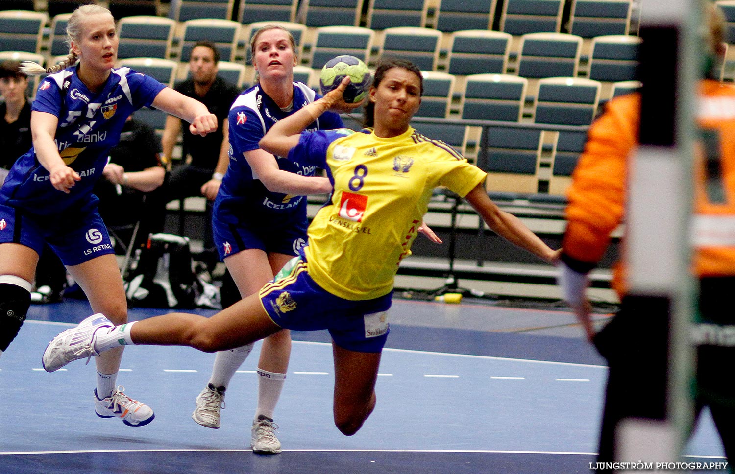 Landskamp Sverige-Island 23-16,dam,Sparbankshallen,Varberg,Sverige,Handboll,,2012,57671
