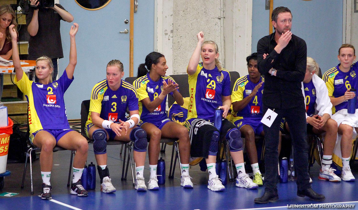 Landskamp Sverige-Island 24-24,dam,Agnebergshallen,Uddevalla,Sverige,Handboll,,2012,57948