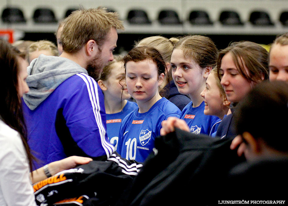 USM Steg 5 Flickor B SM-FINAL IFK Tumba HK-Gökstens BK,dam,Stadium Arena,Norrköping,Sverige,USM Steg 5 2013,Ungdoms-SM,2013,69288