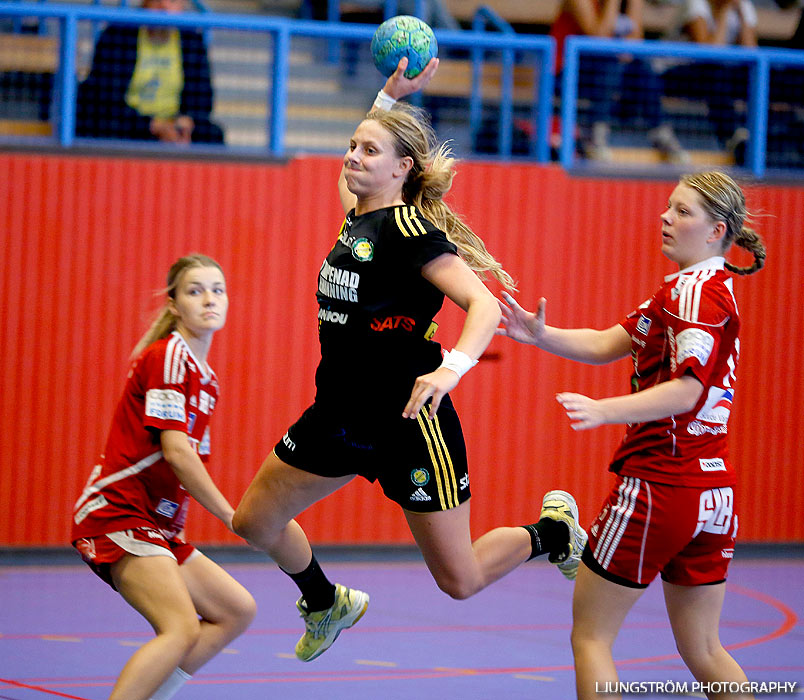 Annliz Cup HF Somby/Skövde-HK S-hof 23-30,dam,Arena Skövde,Skövde,Sverige,Handboll,,2013,72029