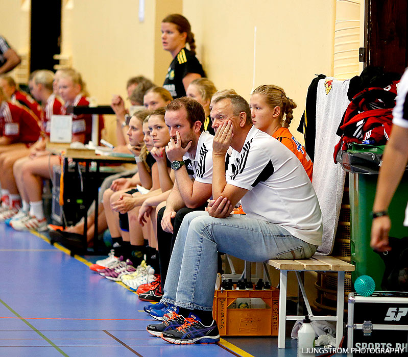 Annliz Cup HF Somby/Skövde-HK S-hof 23-30,dam,Arena Skövde,Skövde,Sverige,Handboll,,2013,72068