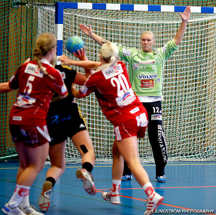 Annliz Cup HF Somby/Skövde-HK S-hof 23-30,dam,Arena Skövde,Skövde,Sverige,Handboll,,2013,72088