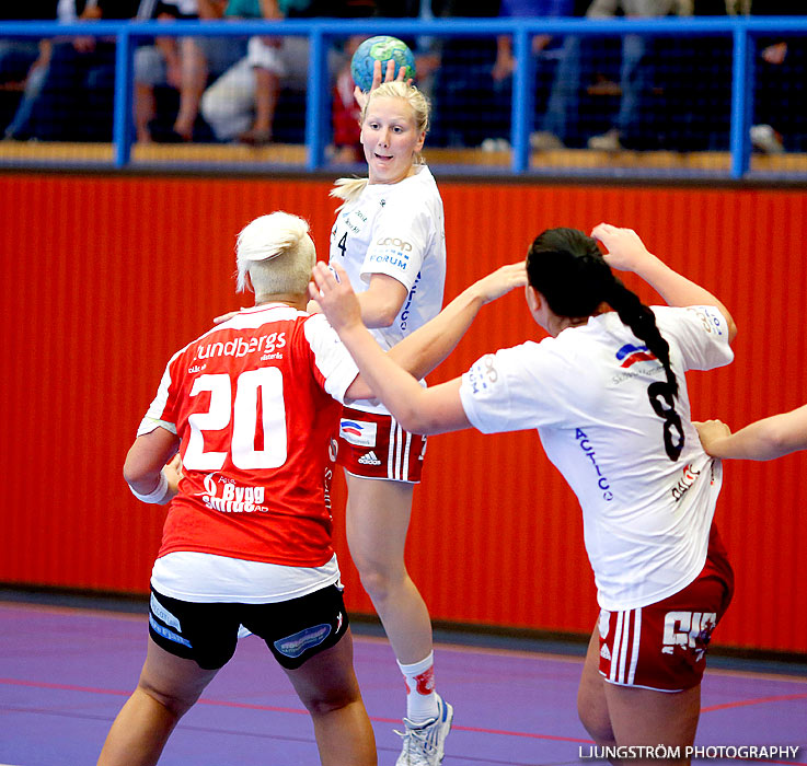 Annliz Cup Elit VästeråsIrsta HF-Skövde HF 26-25,dam,Arena Skövde,Skövde,Sverige,Handboll,,2013,72185