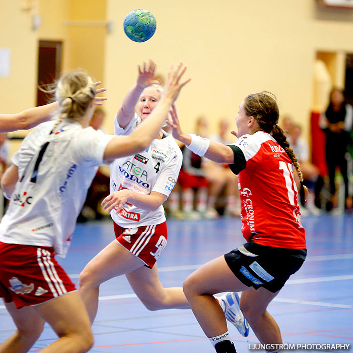 Annliz Cup Elit VästeråsIrsta HF-Skövde HF 26-25,dam,Arena Skövde,Skövde,Sverige,Handboll,,2013,72200