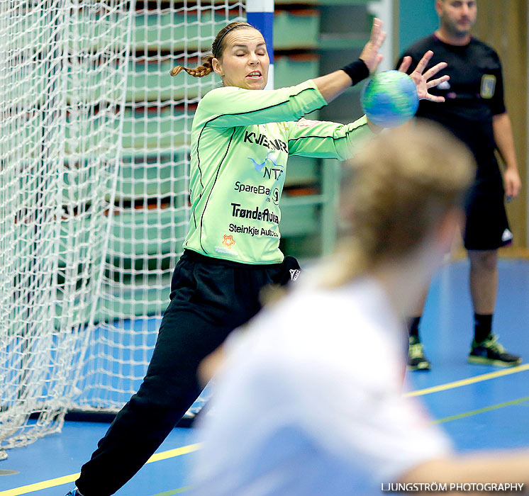 Annliz Cup Elit Levanger HK-Spårvägens HF 27-20,dam,Arena Skövde,Skövde,Sverige,Handboll,,2013,72240