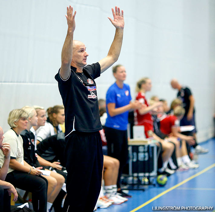 Annliz Cup Elit Fredrikstad BK-Lugi HF 11-25,dam,Arena Skövde,Skövde,Sverige,Handboll,,2013,72256