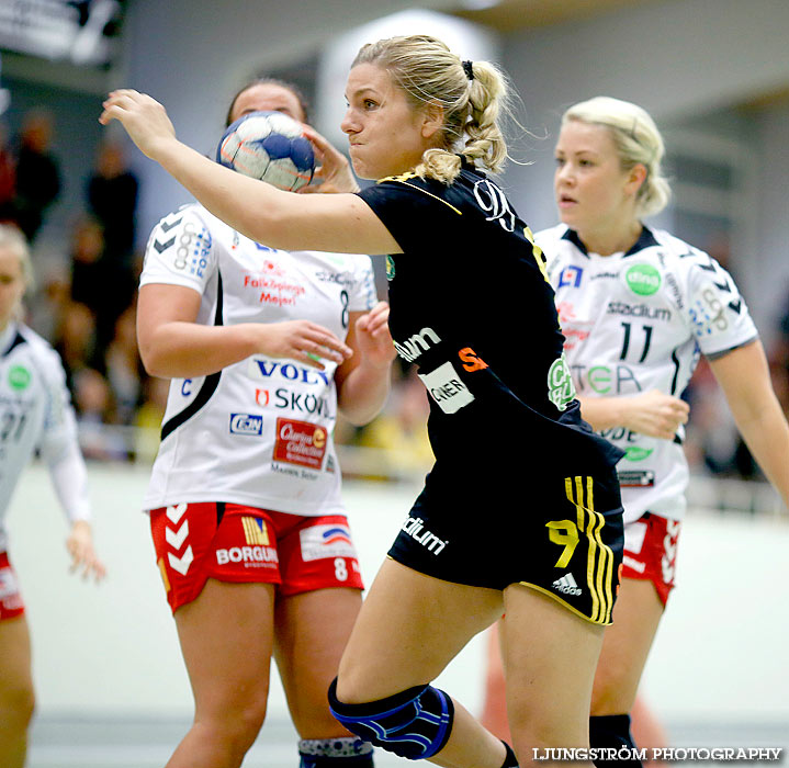 IK Sävehof-Skövde HF 31-27,dam,Skara Idrottshall,Skara,Sverige,Handboll,,2013,73552