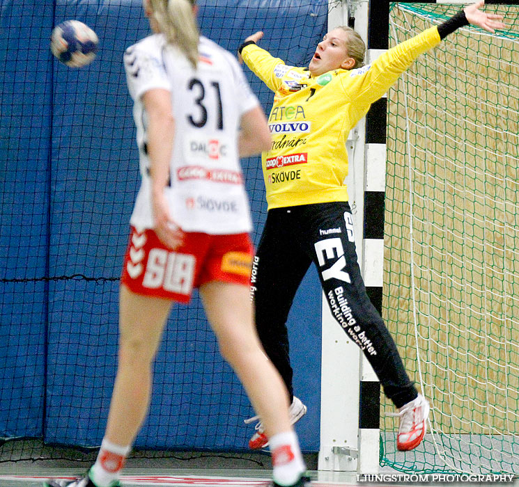 IK Sävehof-Skövde HF 31-27,dam,Skara Idrottshall,Skara,Sverige,Handboll,,2013,73573