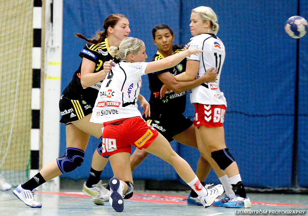 IK Sävehof-Skövde HF 31-27,dam,Skara Idrottshall,Skara,Sverige,Handboll,,2013,73580