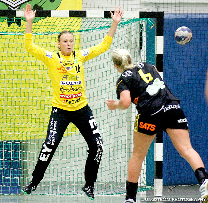 IK Sävehof-Skövde HF 31-27,dam,Skara Idrottshall,Skara,Sverige,Handboll,,2013,73610