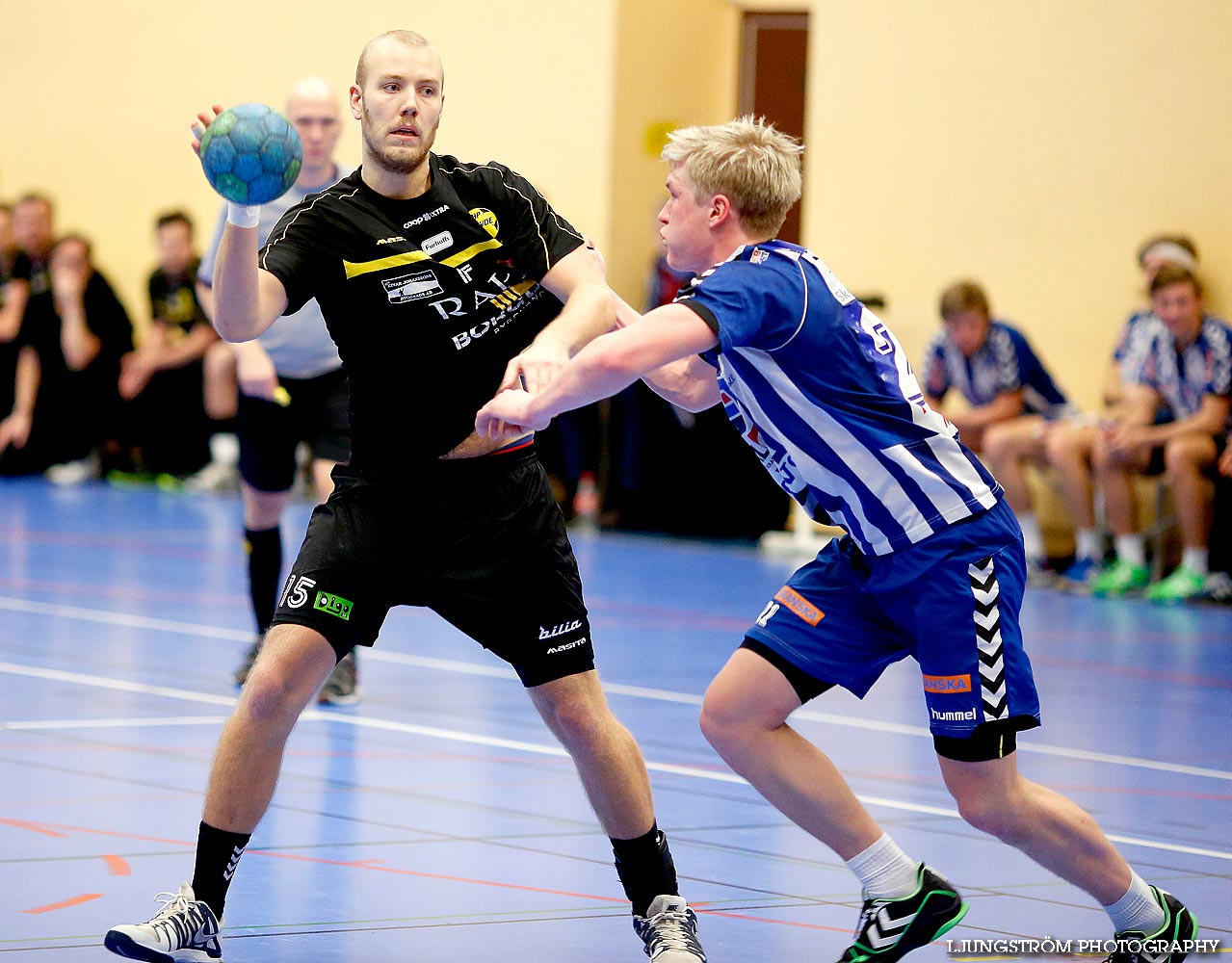 HK Skövde-HP Skövde 32-33,herr,Arena Skövde,Skövde,Sverige,Handboll,,2014,82869