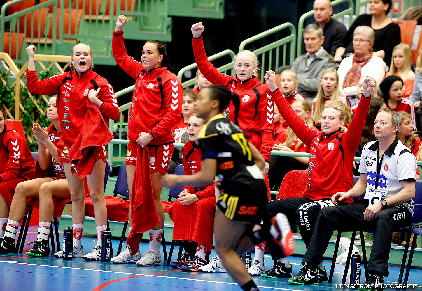 Skövde HF-IK Sävehof 22-32,dam,Arena Skövde,Skövde,Sverige,Handboll,,2014,82317