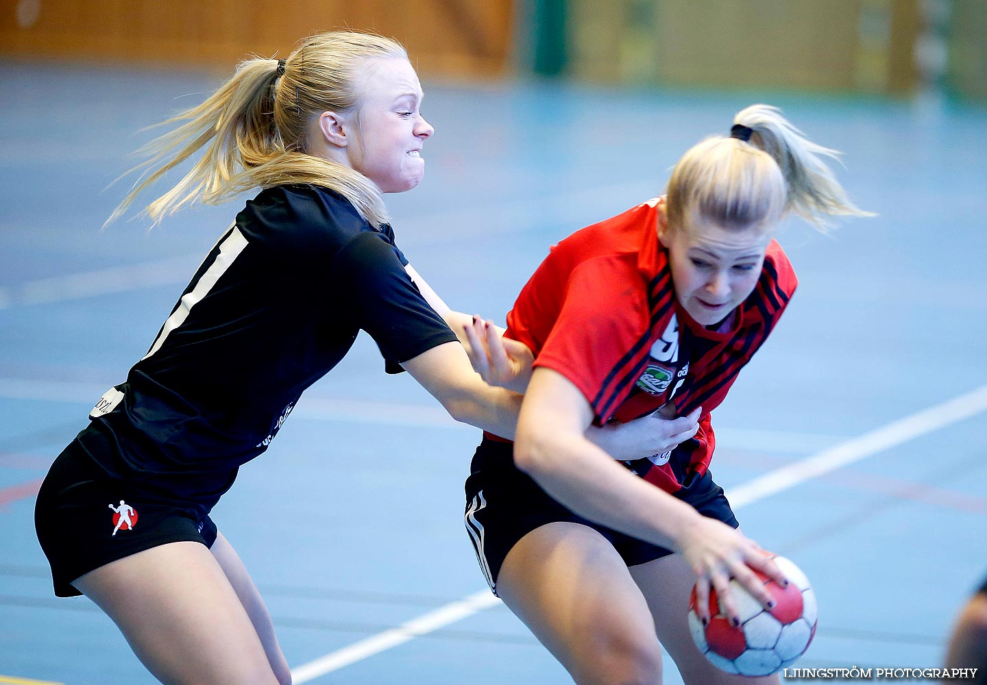 HK Country-Husaren HK 24-21,dam,Stöpenhallen,Stöpen,Sverige,Handboll,,2014,82451