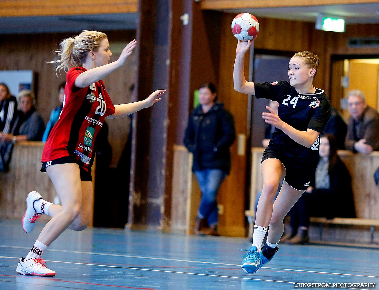 HK Country-Husaren HK 24-21,dam,Stöpenhallen,Stöpen,Sverige,Handboll,,2014,82506