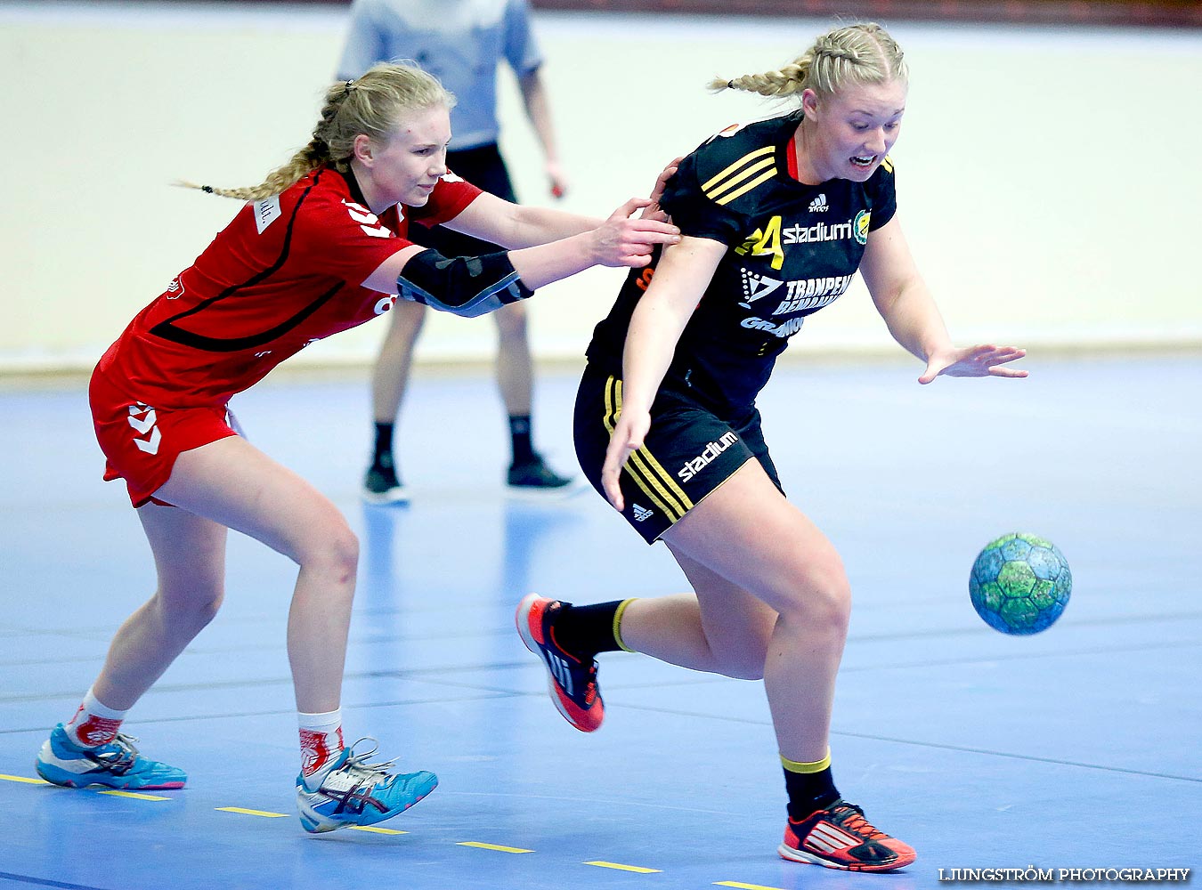 HF Somby/Skövde-HK S-hof 21-25,dam,Skövde Idrottshall,Skövde,Sverige,Handboll,,2014,83350