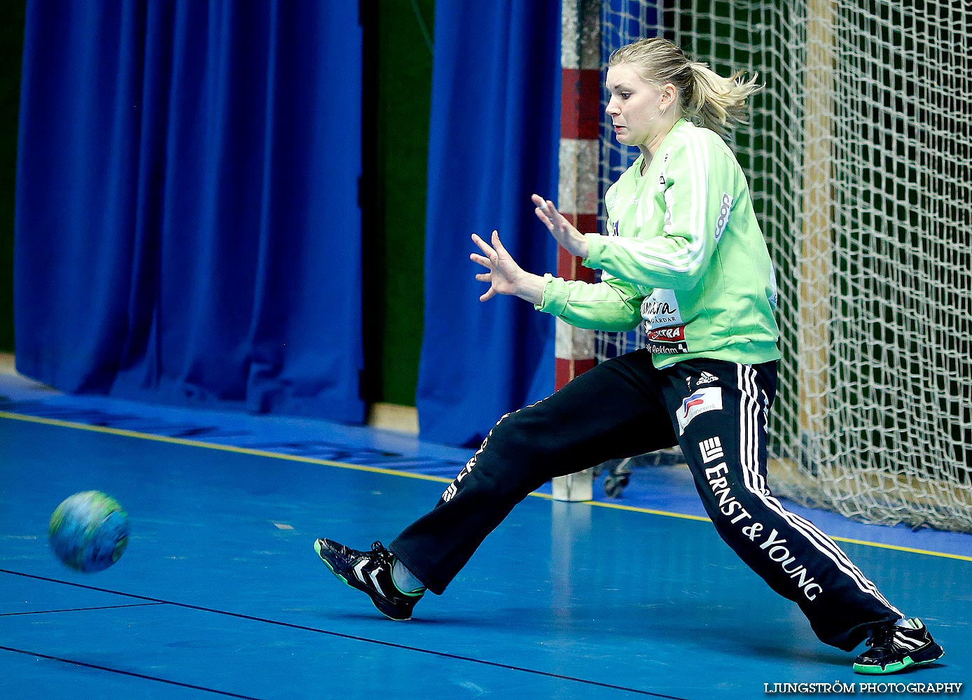 HF Somby/Skövde-HK S-hof 21-25,dam,Skövde Idrottshall,Skövde,Sverige,Handboll,,2014,83369