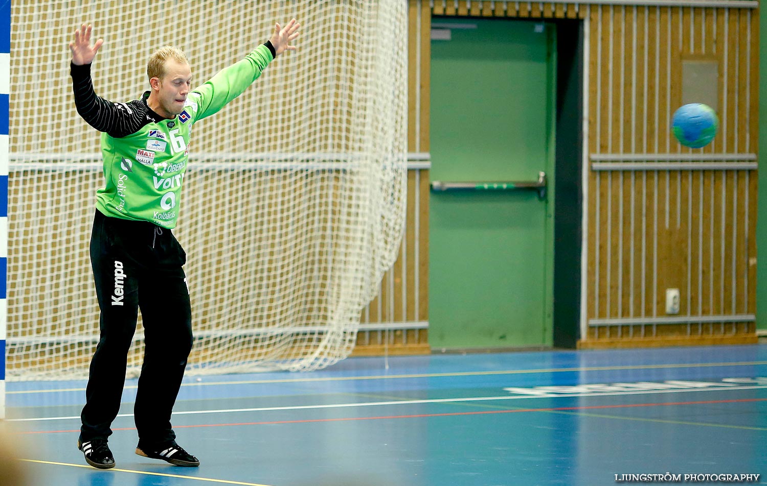 Träningsmatch IFK Skövde HK-VästeråsIrsta HF 32-14,herr,Arena Skövde,Skövde,Sverige,Handboll,,2014,94801