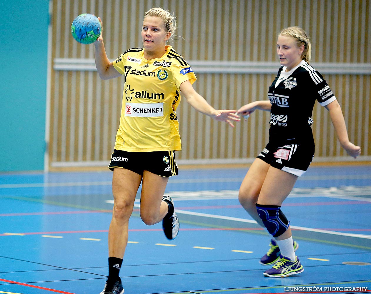 Somby Cup Strands IF-HK S-hof 24-25,dam,Arena Skövde,Skövde,Sverige,Handboll,,2014,92841