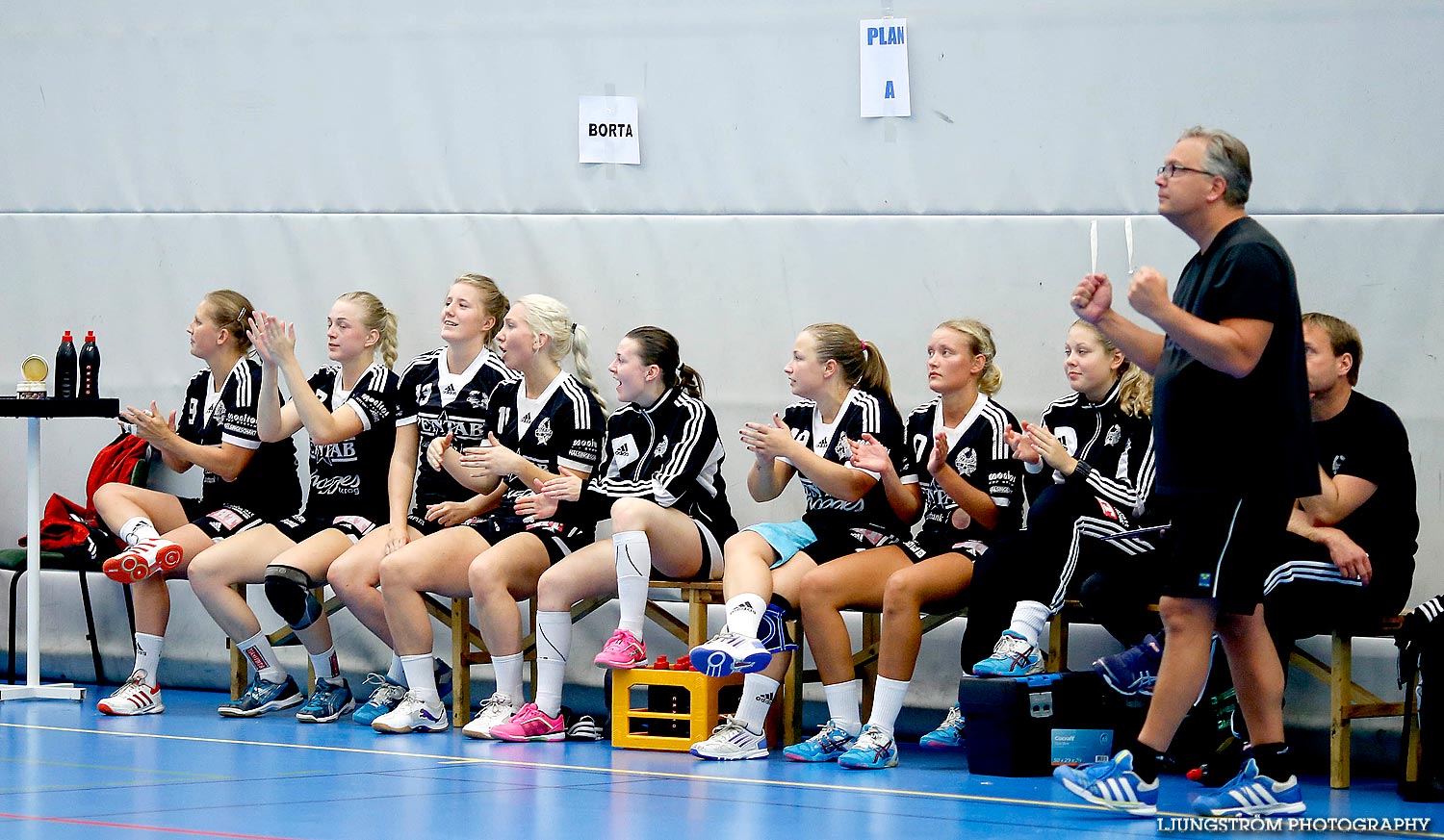 Somby Cup Strands IF-HK S-hof 24-25,dam,Arena Skövde,Skövde,Sverige,Handboll,,2014,92850