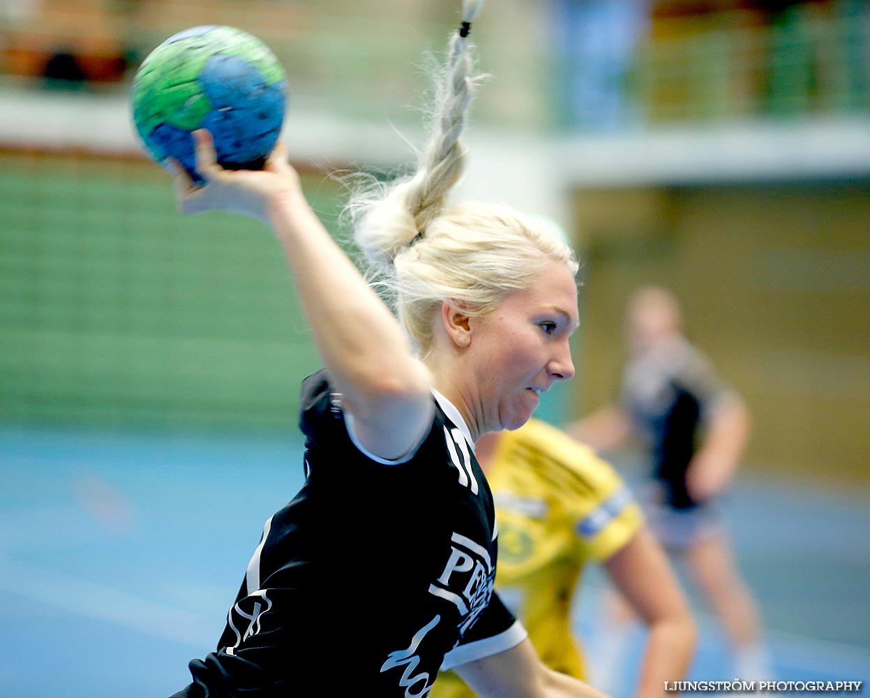 Somby Cup Strands IF-HK S-hof 24-25,dam,Arena Skövde,Skövde,Sverige,Handboll,,2014,92863