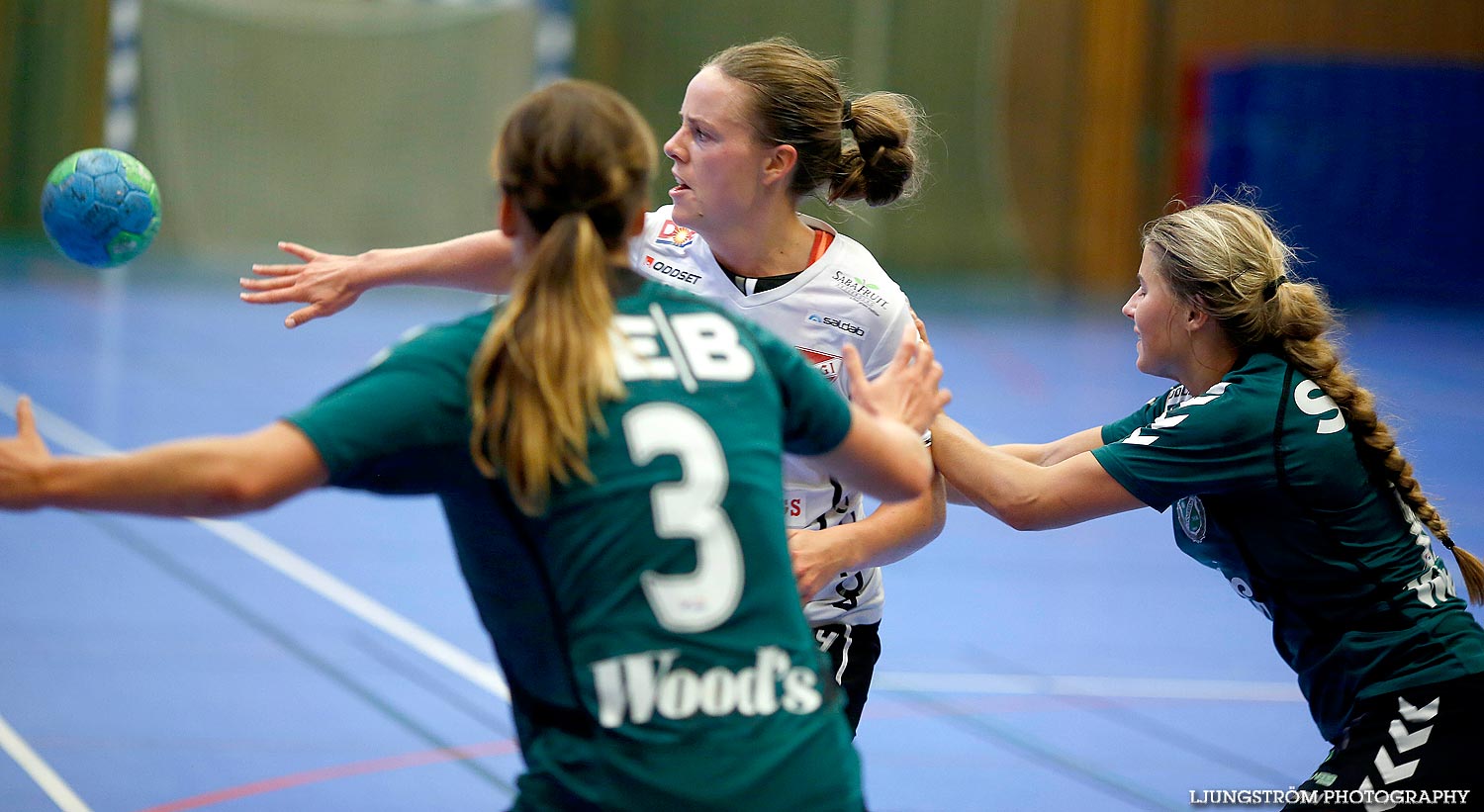 Annliz Cup Lugi HF-Önnereds HK 28-24,dam,Arena Skövde,Skövde,Sverige,Handboll,,2014,92865