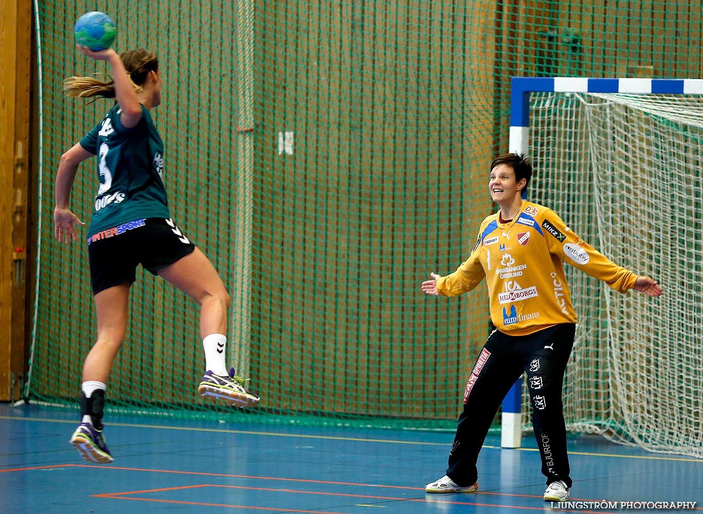 Annliz Cup Lugi HF-Önnereds HK 28-24,dam,Arena Skövde,Skövde,Sverige,Handboll,,2014,92894