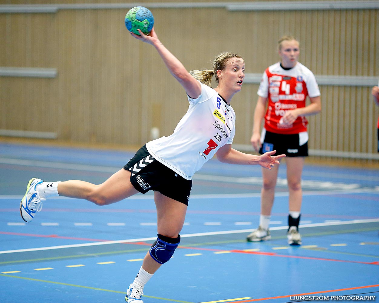 Annliz Cup VästeråsIrsta HF-Kristianstad HK 25-28,dam,Arena Skövde,Skövde,Sverige,Handboll,,2014,93056