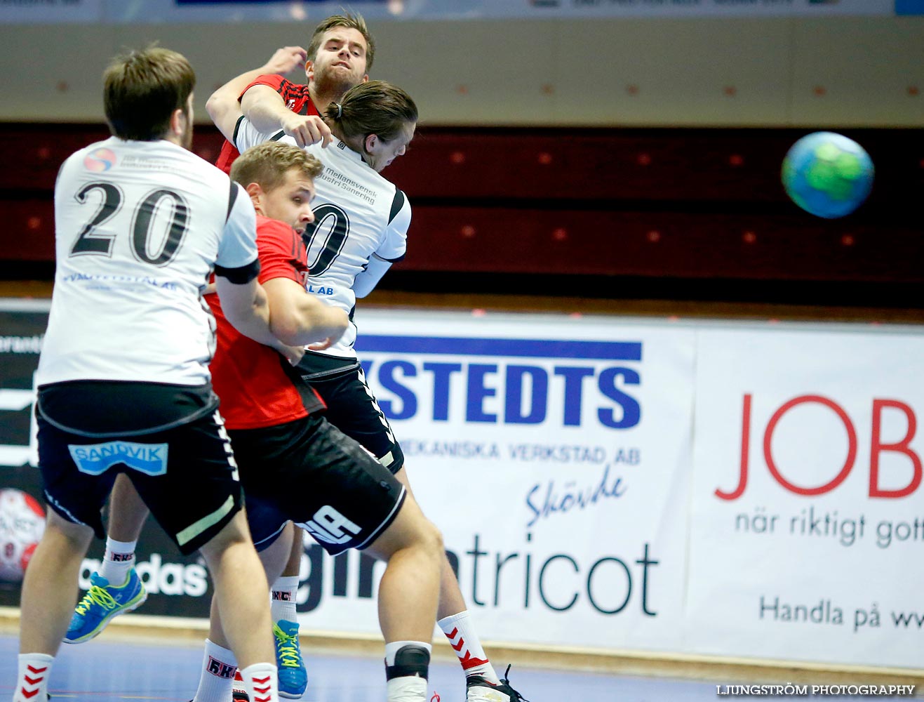 HK Country-Hallstahammar SK HK 35-27,herr,Skövde Idrottshall,Skövde,Sverige,Handboll,,2014,97368