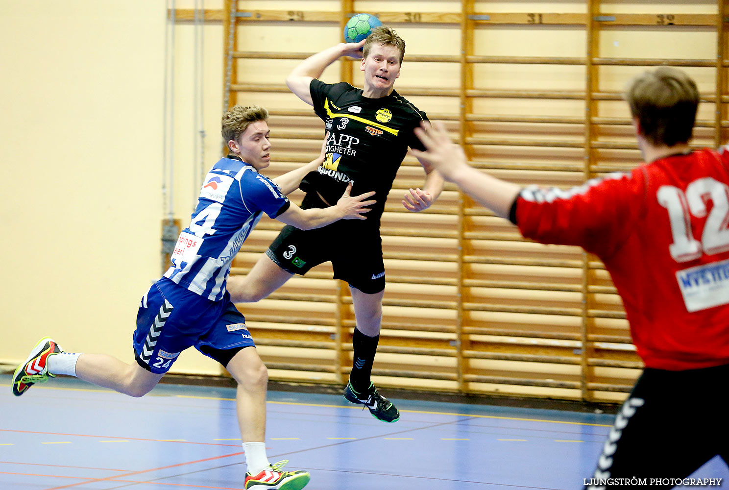 HK Skövde-HP Skövde 90 33-26,herr,Arena Skövde,Skövde,Sverige,Handboll,,2014,134049