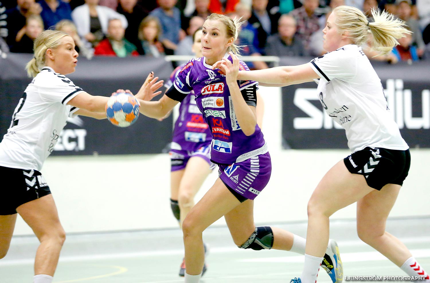 Skara HF-Eskilstuna Guif 23-24,dam,Skara Idrottshall,Skara,Sverige,Handboll,,2014,95746