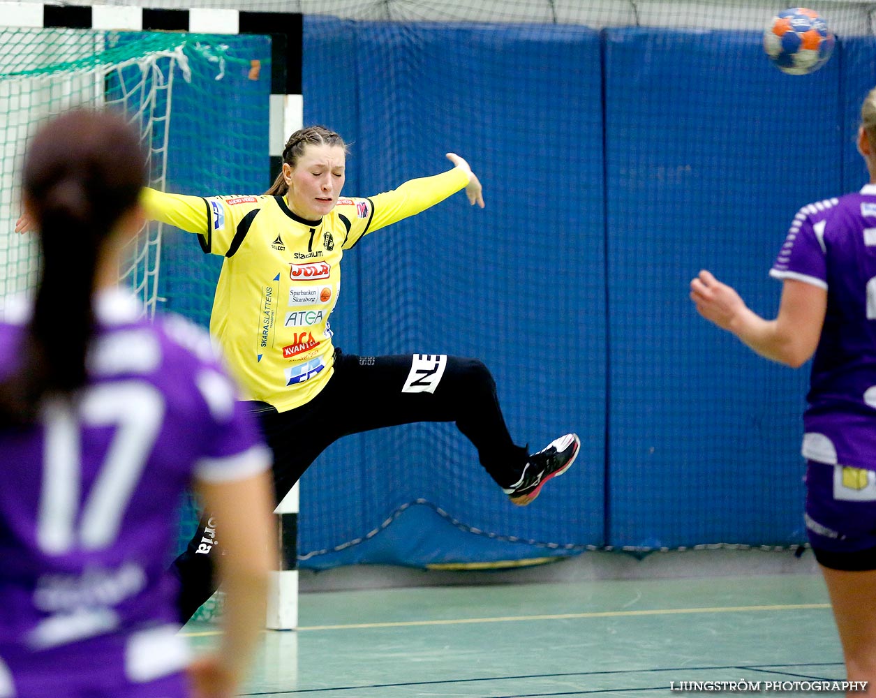 Skara HF-Eskilstuna Guif 23-24,dam,Skara Idrottshall,Skara,Sverige,Handboll,,2014,95810