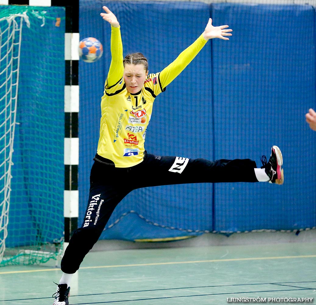 Skara HF-Eskilstuna Guif 23-24,dam,Skara Idrottshall,Skara,Sverige,Handboll,,2014,95811