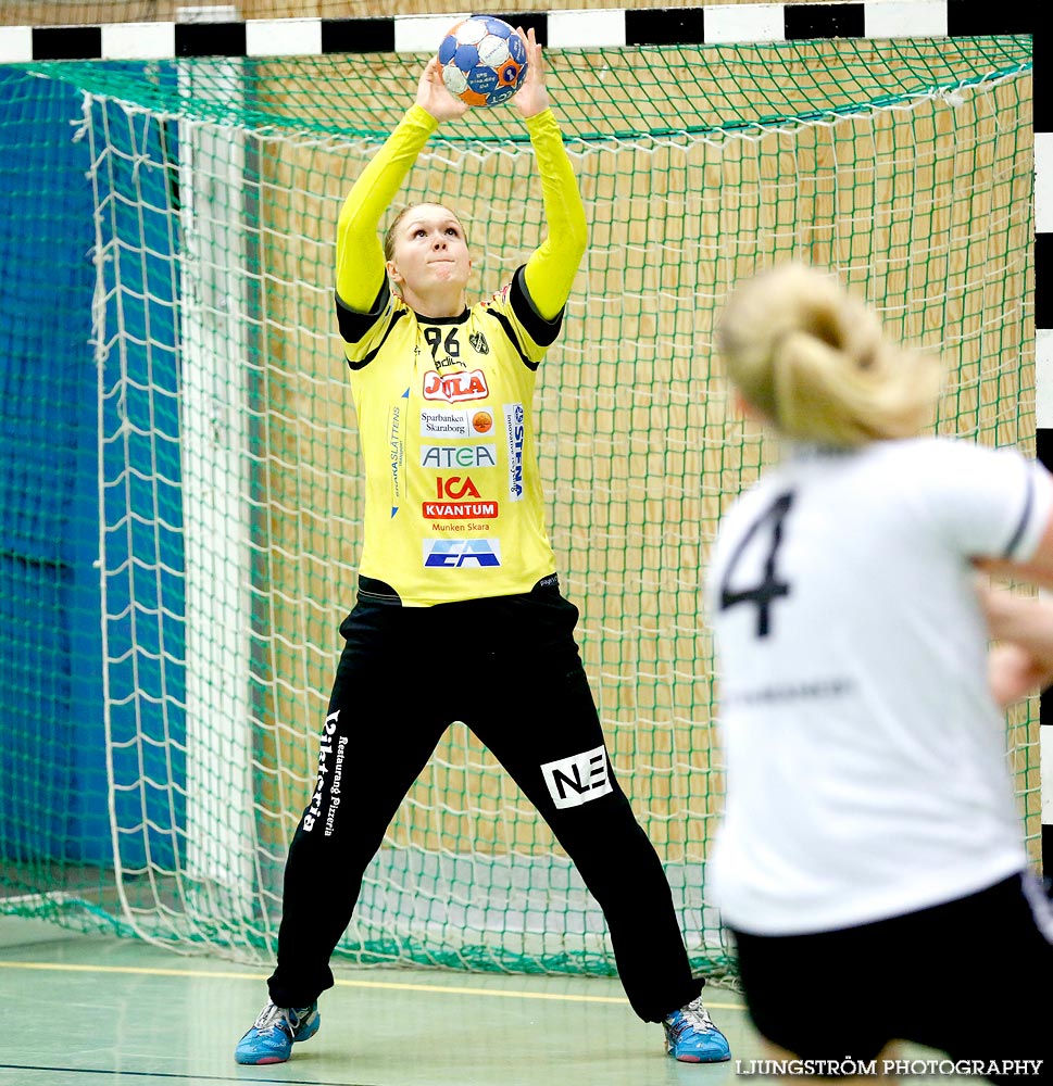 Skara HF-Eskilstuna Guif 23-24,dam,Skara Idrottshall,Skara,Sverige,Handboll,,2014,95863