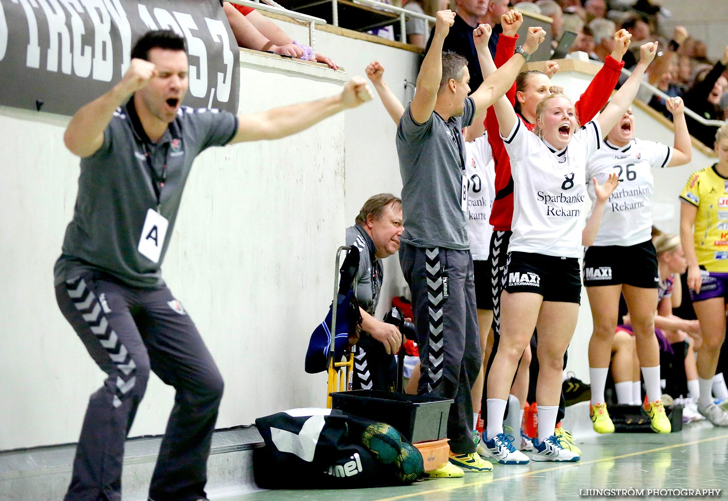 Skara HF-Eskilstuna Guif 23-24,dam,Skara Idrottshall,Skara,Sverige,Handboll,,2014,95884