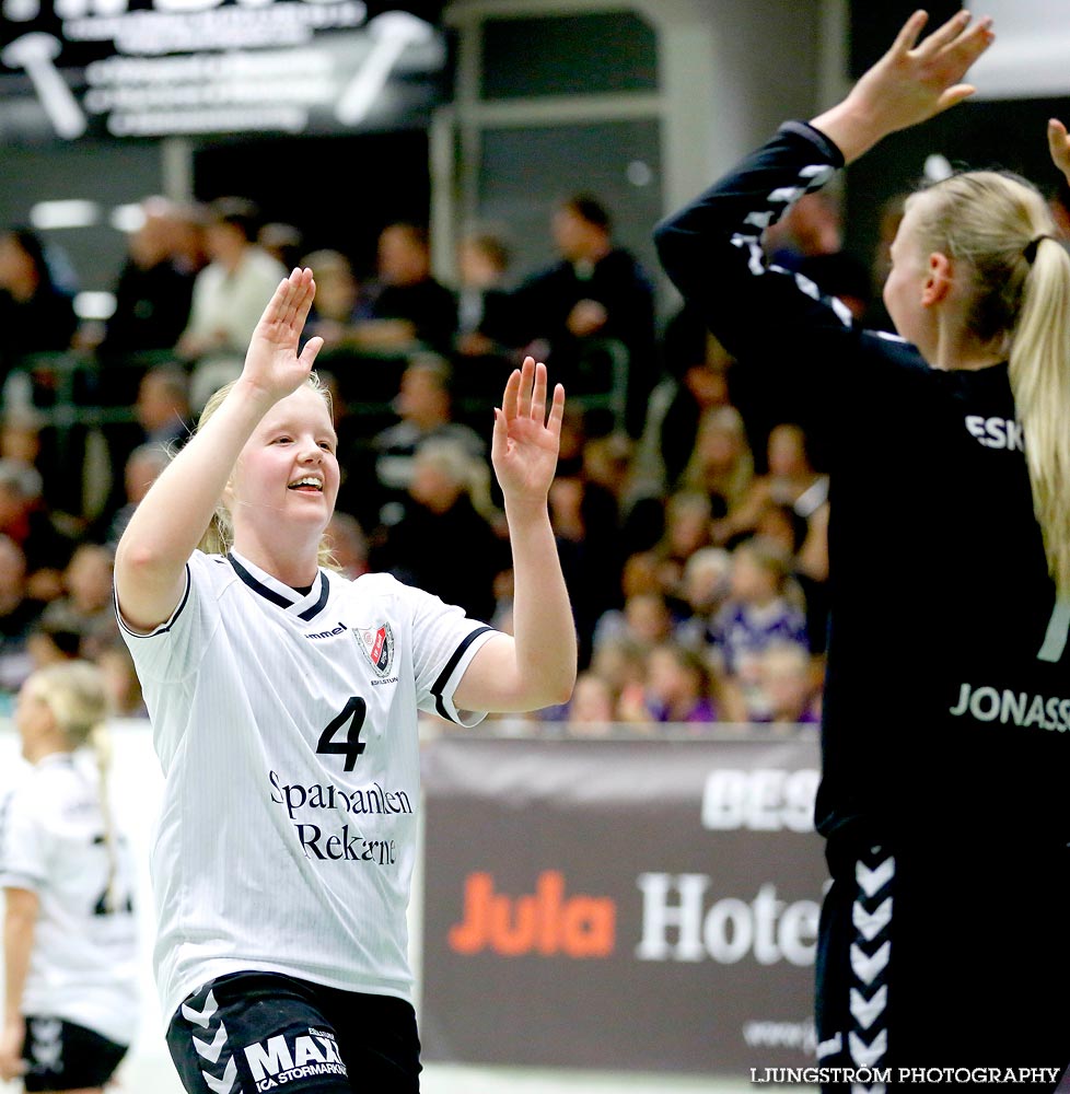 Skara HF-Eskilstuna Guif 23-24,dam,Skara Idrottshall,Skara,Sverige,Handboll,,2014,95885