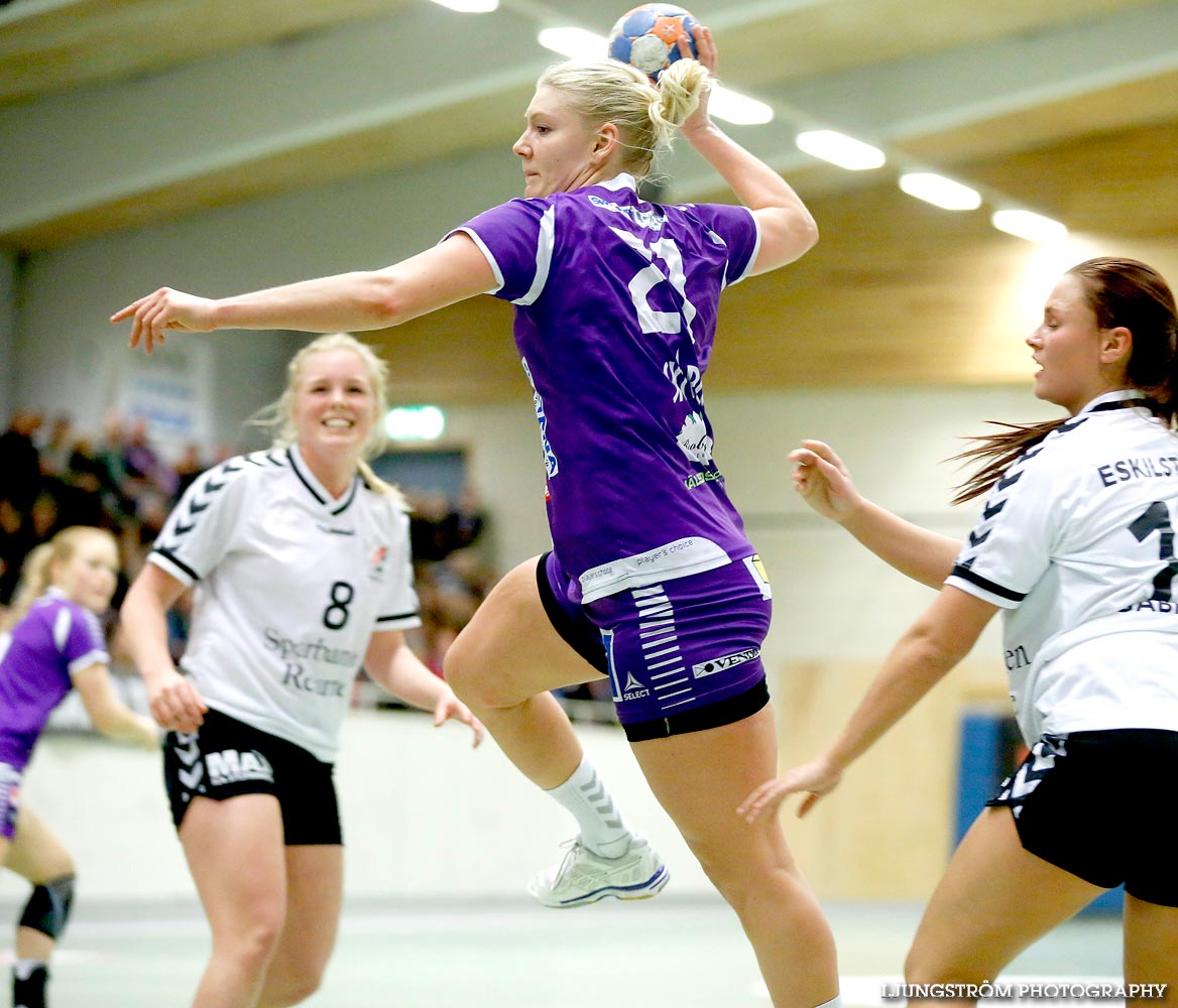 Skara HF-Eskilstuna Guif 23-24,dam,Skara Idrottshall,Skara,Sverige,Handboll,,2014,95902