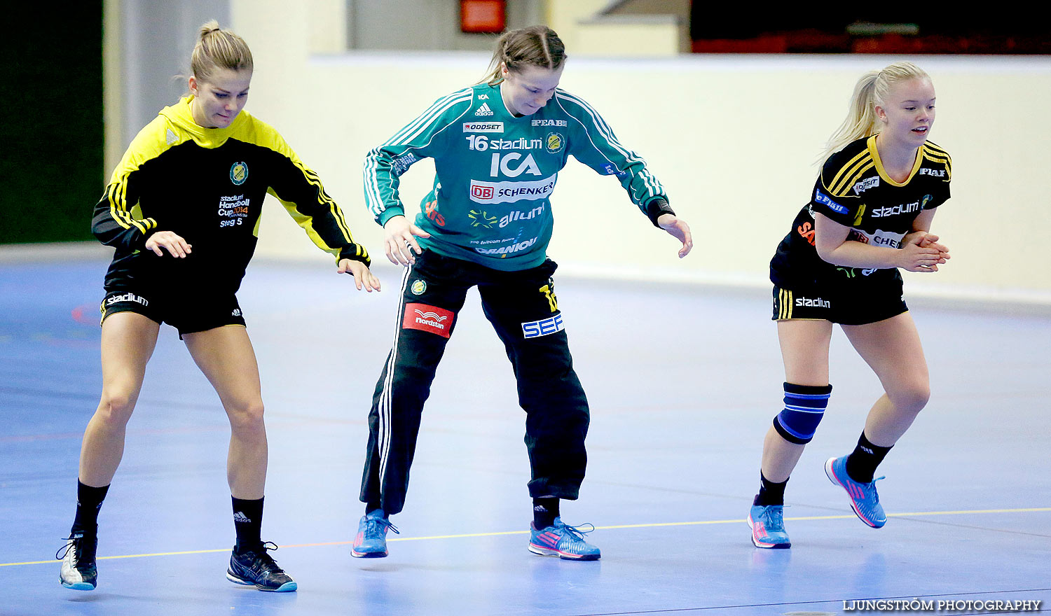 HF Somby/Skövde-HK S-hof 17-22,dam,Skövde Idrottshall,Skövde,Sverige,Handboll,,2014,128704